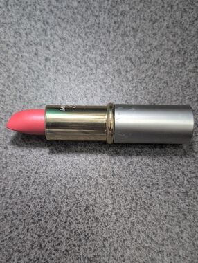 Mary Kay Signature Creme Lipstick - Pink Coral Discontinued